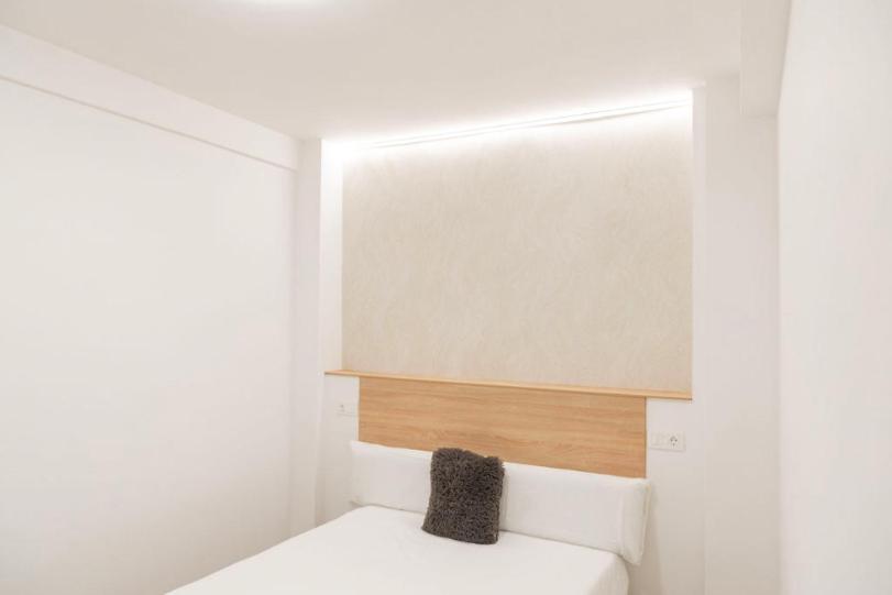 Contemporary 6bd For 12 Ventas Appartement Madrid
